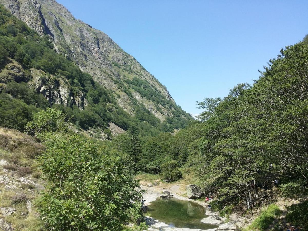 Appartement T2 4 Personnes Wifi Et Climatisation Bagnères-de-Luchon Exterior foto